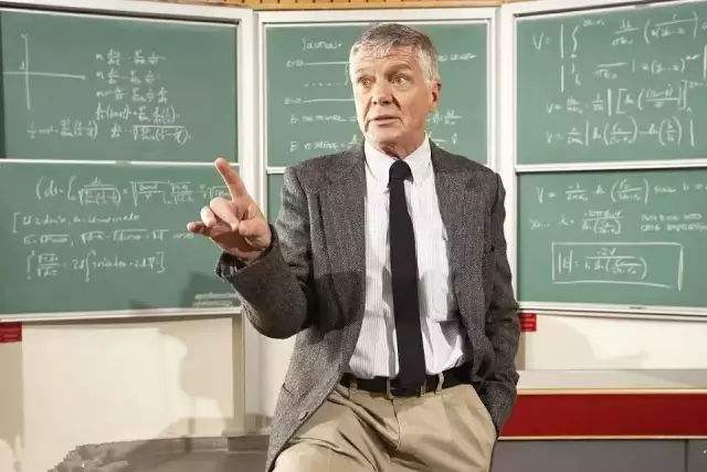 |给别人打工好,还是自己创业好呢?