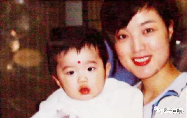 白雪|她7次上春晚,有过一段失败婚姻,45岁嫁给小8岁男友很幸福