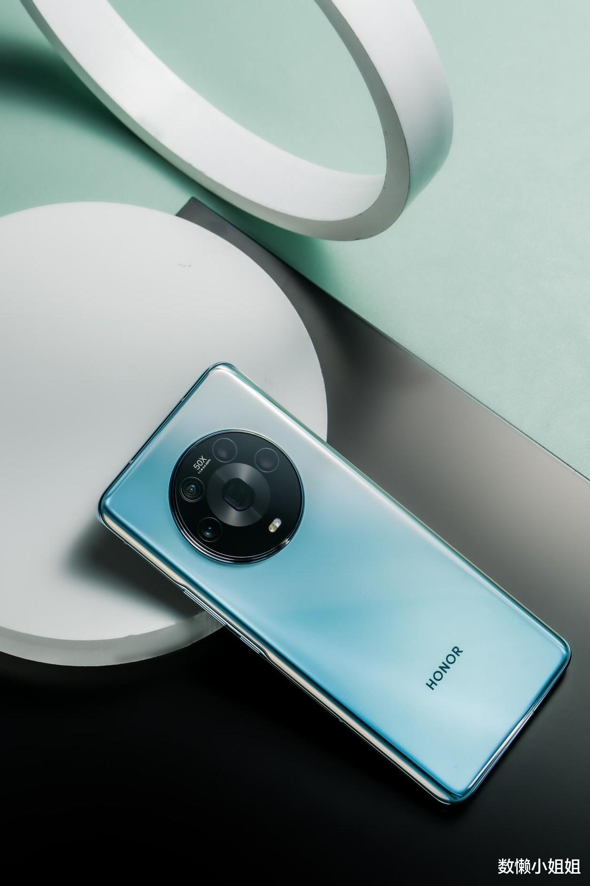 台式电脑|荣耀Magic4图赏：超曲面设计追求美学