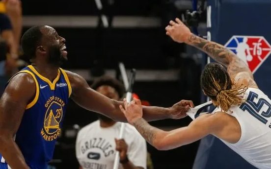 勇士队|大反转，NBA内部人员开小号爆料！勇士两次被黑幕，随后文章被删