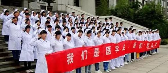 大学|高考成绩546分被大专录取，学生反倒感觉值，原因是录取专业很香