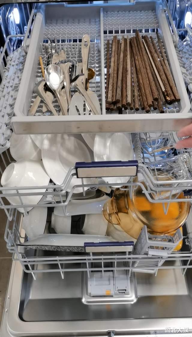 洗碗机到底要不要买?是真的好用还是“智商税”?选购指南,建议收藏!