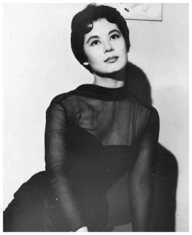 林黛|“港版梦露”林黛,命运与梦露相似,是至今唯一的四届亚洲影后