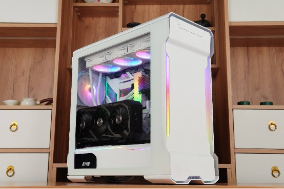 机箱|新的一年新的归来，追风者(PHANTEKS) PK518幻影白新色鉴赏