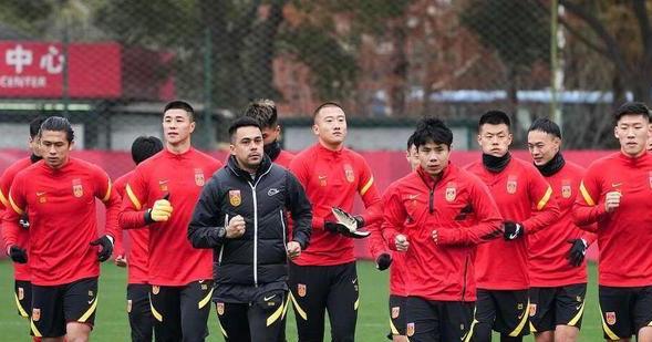 谷爱凌|谷爱凌冬奥夺冠，揪出多少男足归化人情世故，球迷：换谁也不悦