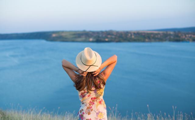 >丈夫瞒着妻子给小姑子拿8万装修费,三天以后,他后悔不已