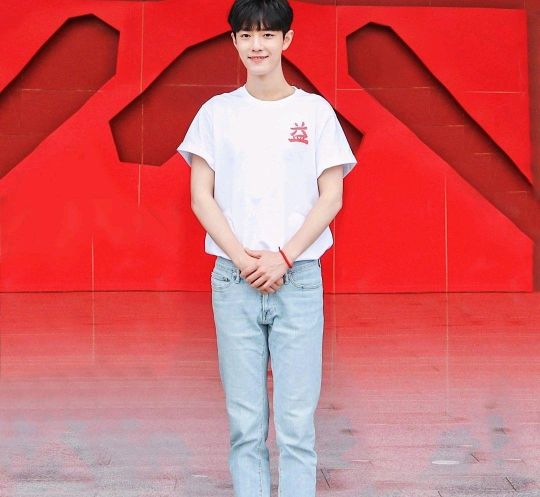 肖战|官方发布肖战《王牌部队》幕后碎片，静心思索打磨细节，一直训练