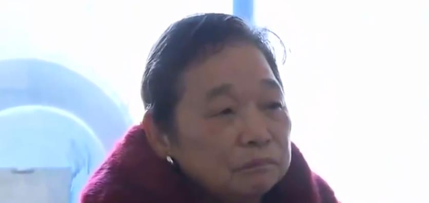 50岁保姆嫁61岁雇主,二十年后懊悔不已:白当20年免费保姆