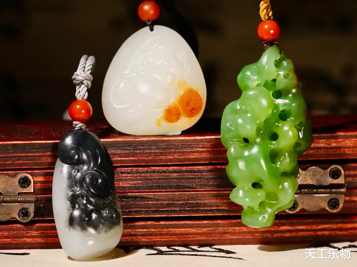 |一样的鉴定证书,一样的和田玉,绕不开的百倍价差!