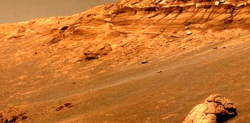 探测器在火星表面发现一个“古瓶”，难道火星人真的存在？