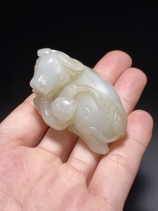 和田玉籽料|清 和田玉籽料 羊白玉 童子牧牛把件