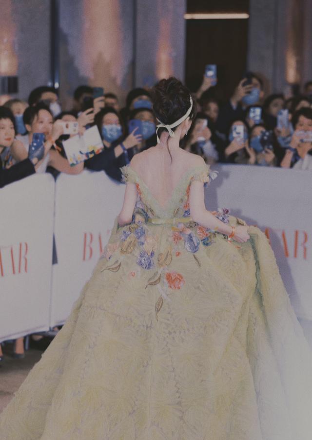 相逢时节|中国在逃公主绝美！赵丽颖杨幂迪丽热巴喻言虞书欣许佳琪美图来袭