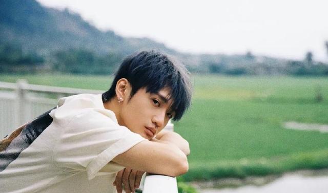 腾格尔|富二代也要当网红？好利来二公子短视频营业，颜值在线没有包袱？