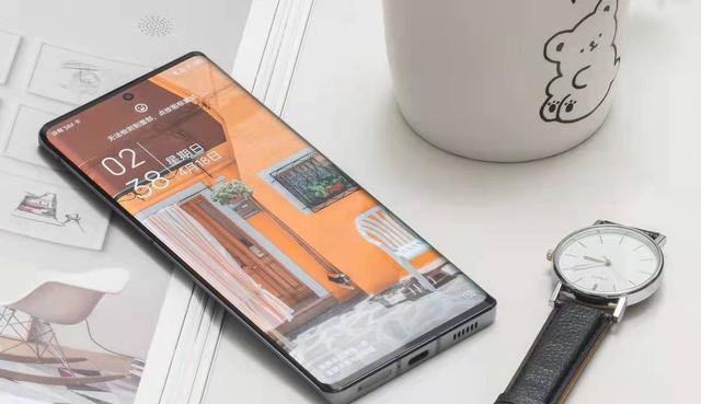 中兴|中兴机皇来袭，5000mAh+120W+4nm，有20+1TB版本