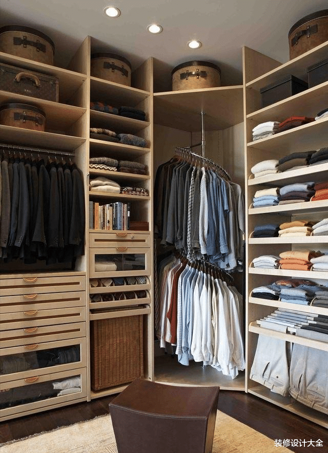 主卧带浴室,直接改造成主卧带衣帽间,3㎡衣帽间简直要逆天!