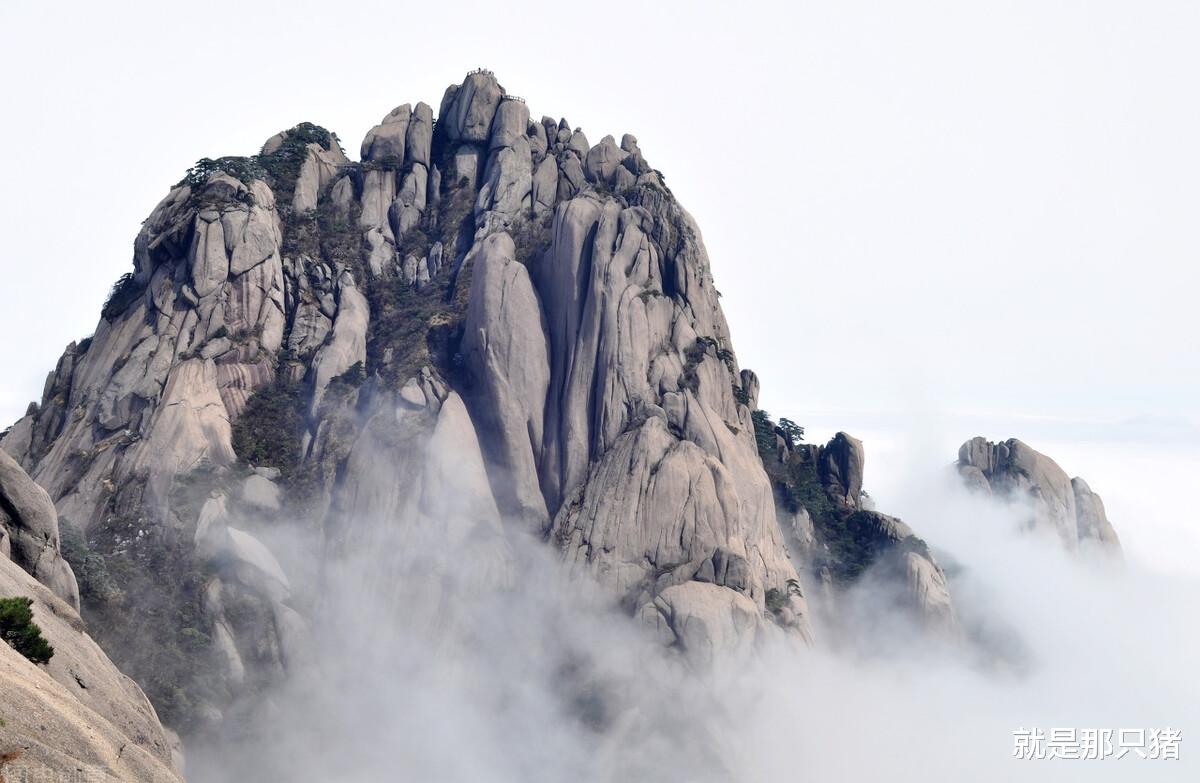 莲花峰|中国一个最“赚钱”的山,旅游门票年收入达5亿,一城市因它改名