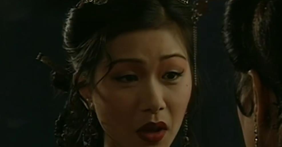 TVB|谁能够想到，戏内风情万种的“万妖女王”，戏外却是伟大的母亲？