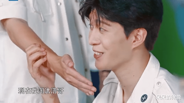 嗨放派2|《嗨放派2》迎首波评价,观众“刀刀见血”,新阵容封神了?