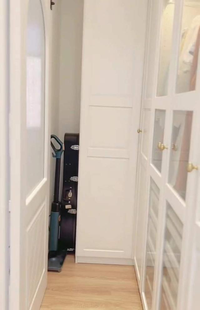 90夫妇新家名场面，为了省钱坚持“自装”，获得上万网友关注