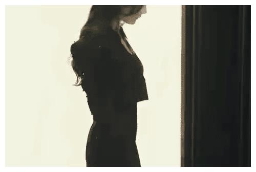 杨幂|满脸疲惫的杨幂，这次不灵了？