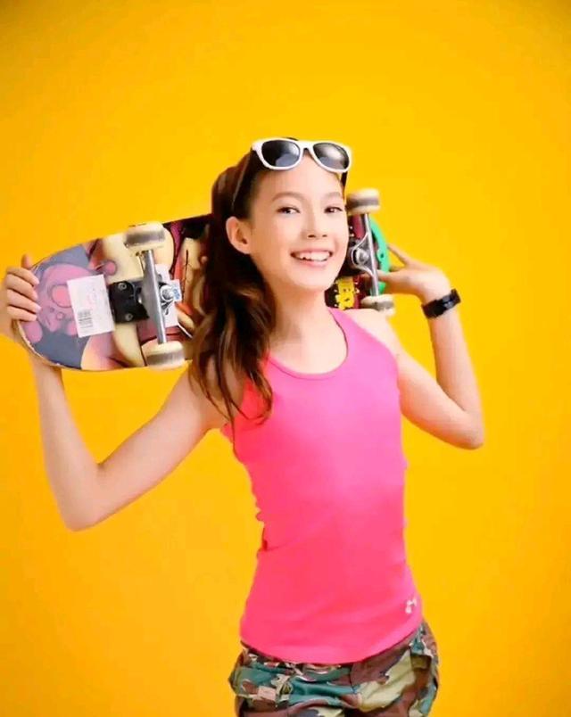 谷爱凌|谷爱凌儿时影楼写真：从小就阳光十足活力满满