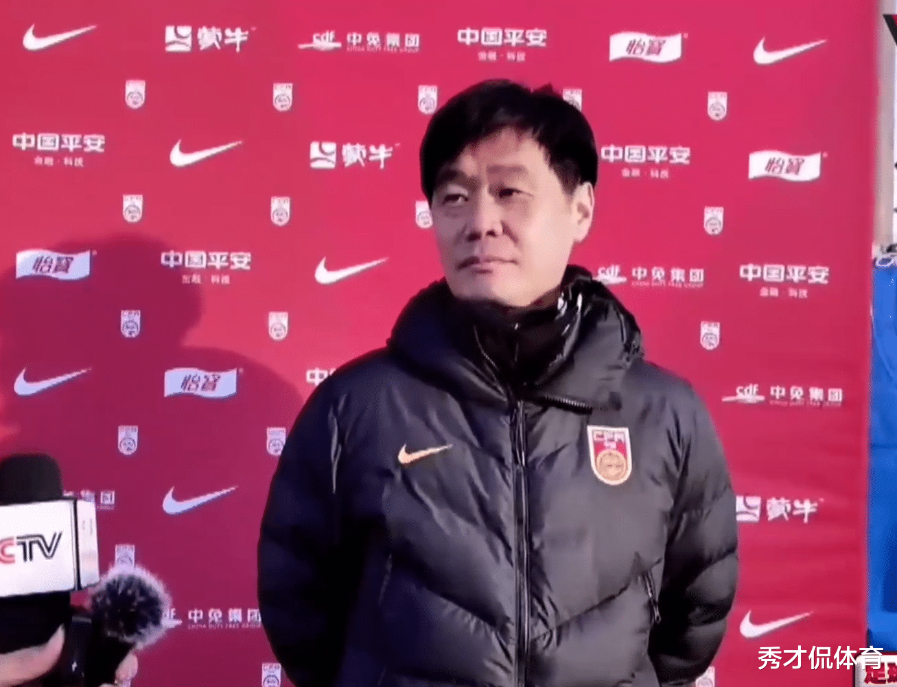阿尔特塔|高情商！阿兰洛国富尚未参加训练，李霄鹏回应归化国脚路途波折