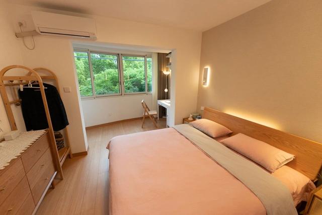 上海夫妻的85㎡小家，装修不豪华，但充满了居住智慧，值得学习！