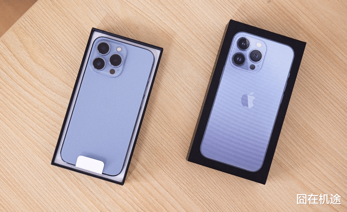 华擎|稳赢？iPhone 13 Pro夜拍对比国产旗舰，结果出乎意料