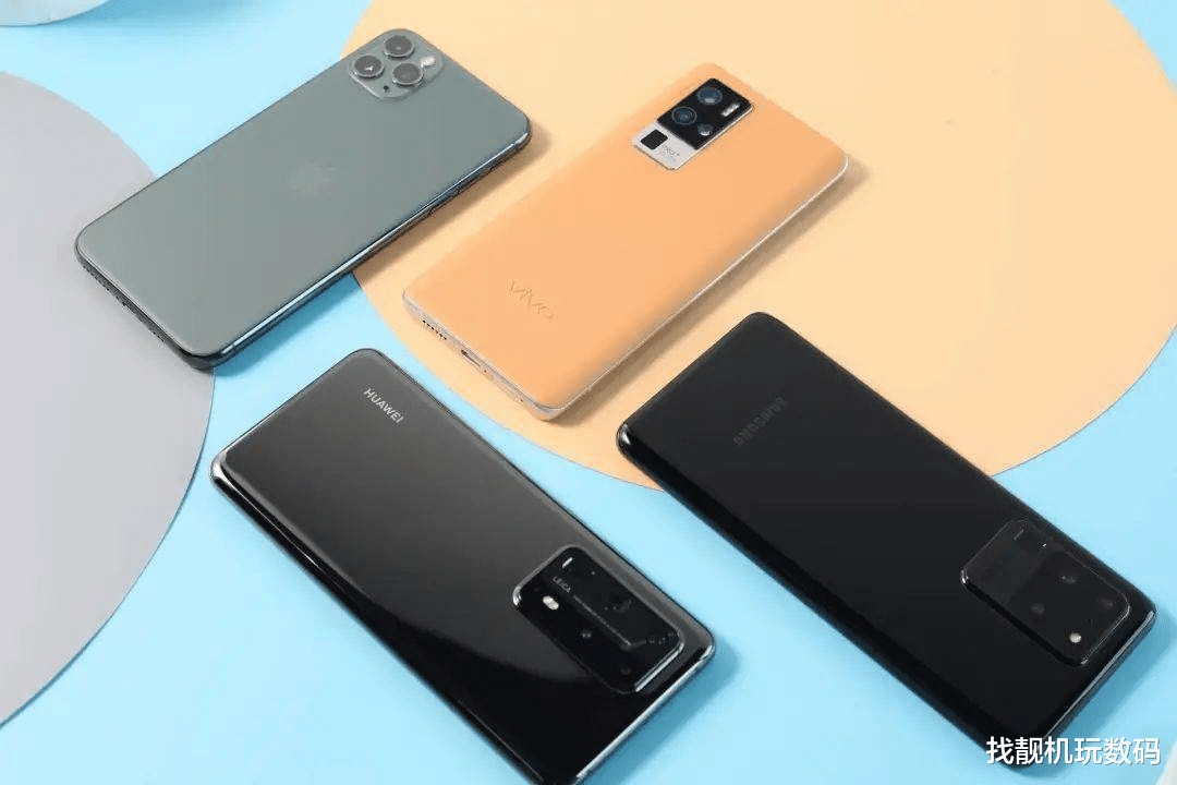 三星|下月来！三星旗舰定档，价格破万