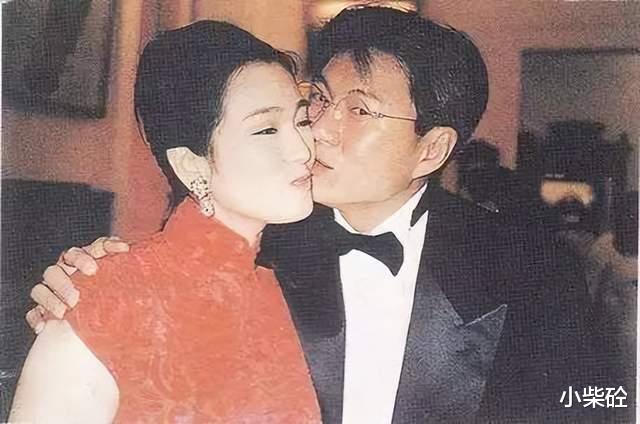 左小青|青春有张不老的脸——左小青