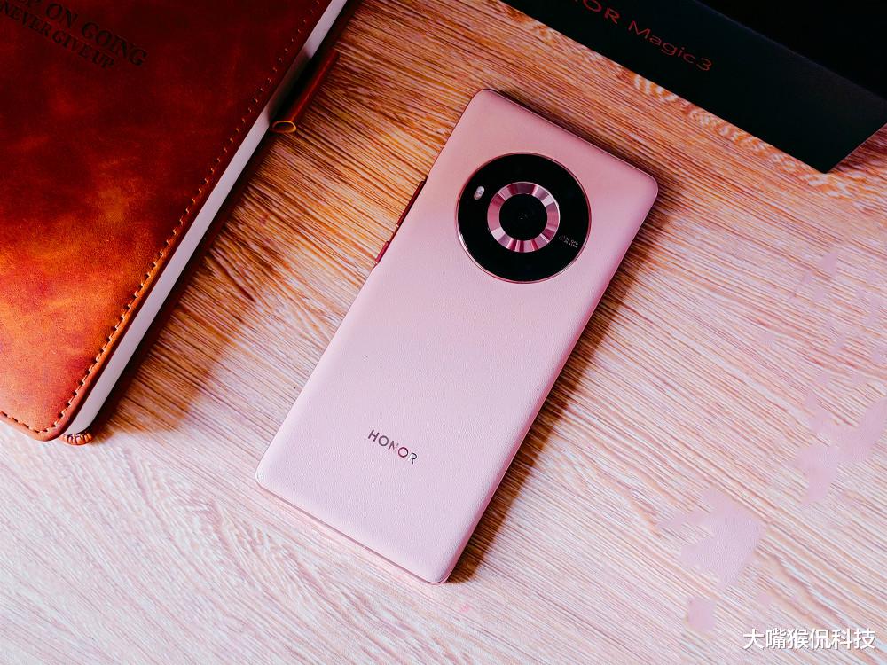 索尼Xperia|次旗舰中的首选？荣耀Magic3降价！对比Magic4怎么选？