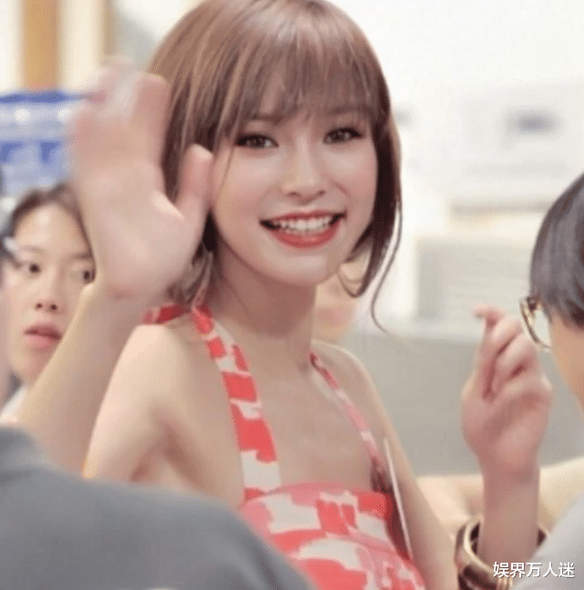 Angelababy|杨颖15年前视频曝光！整没整容一目了然，“换头”传言夸张了