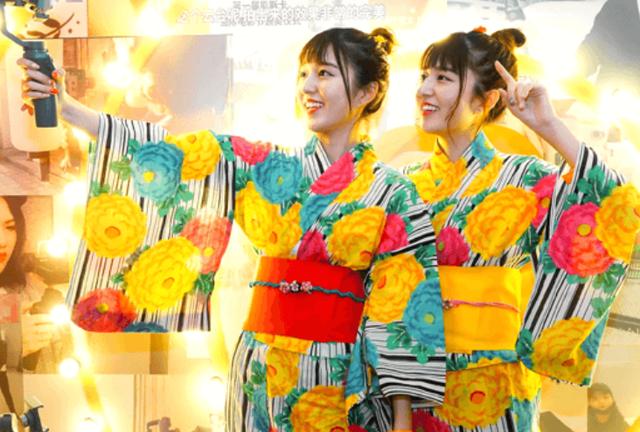 小影|10亿老外视频发得欢，复旦硕士忙着收账单