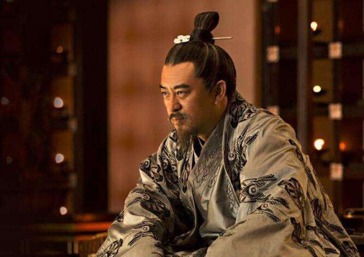 张若昀|又一新古装悬疑探案剧将至，张嘉译、张若昀强强联手，有望成爆款