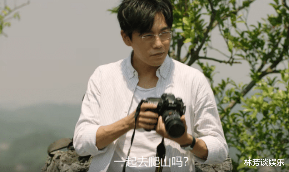 张子枫|全程瞪眼,台词硬挤?21岁张子枫出手,将“演技炸裂”整出新花样