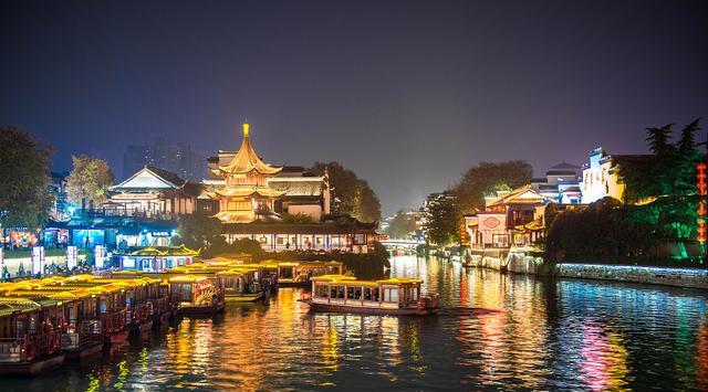 南京|为什么南京玄武湖远没有杭州西湖出名？