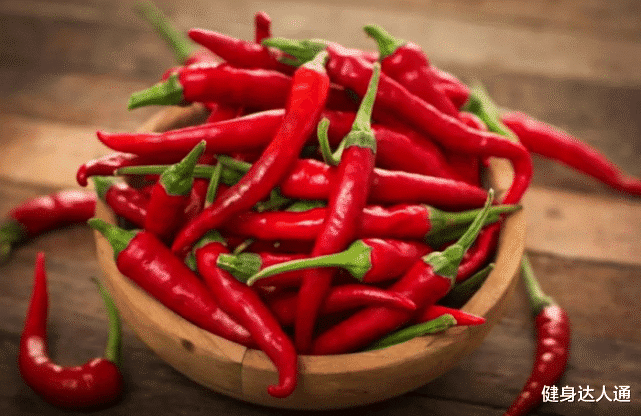 甲状腺结节|卫生组织声明:停止食用“1白2红”,不想甲状腺结节癌变,尽早撤下餐桌