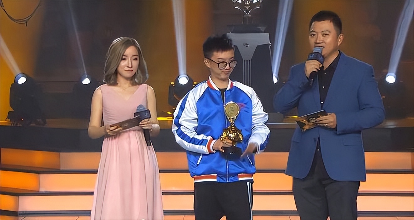 王祥|Dota2-笑不活了?Inflame爆料:我打职业的时候有人在BP时看片!