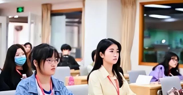 大学生|2022或是最难就业季，毕业生将达1076万，部分学生可能毕业就失业