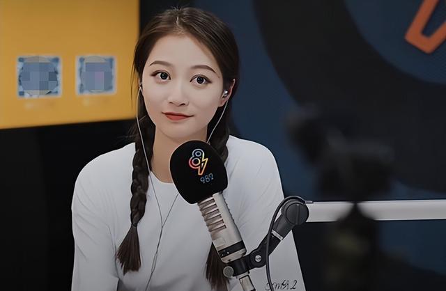 校花|中传学霸校花冯琳，自曝度过迷茫期细节，难怪如今发展得这么好