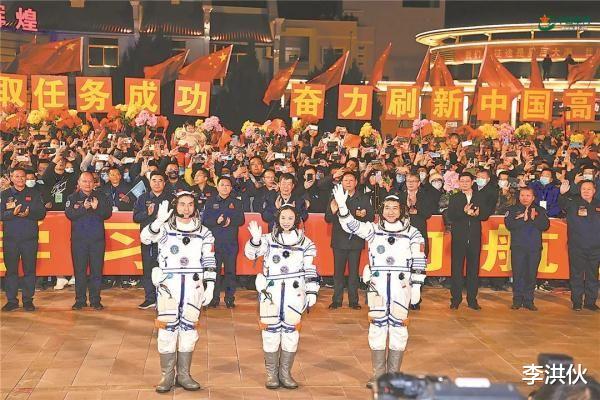 春晚|虎年春晚:沈腾马丽再搭档,三小只分开上春晚,宇航员王亚平现身