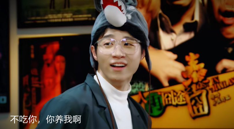 央视春晚|2022央视春晚的“失误”：错把脱口秀当宝，忽略年度最佳喜剧综艺