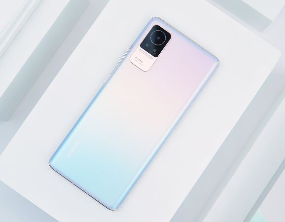 小米科技|降价到千元，曲面屏+3200万像素自拍，小米最好看手机香不香