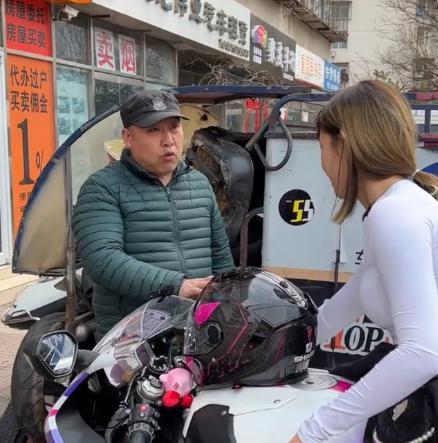 大v|千万网红痞幼疑遭嫌,找不到大V跟老头组cp,网友:丢人现眼