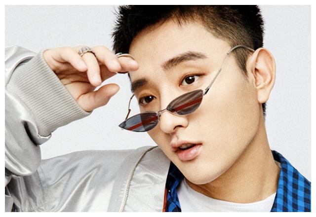 于小彤|从海陆到陈小纭,妈宝男于小彤到底有多喜欢姐姐?