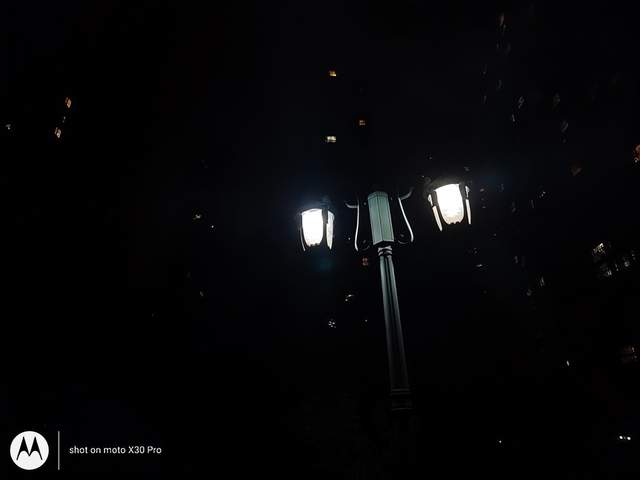 摩托罗拉|影像、颜值、充电、性能不偏科!moto X30 Pro 上手体验