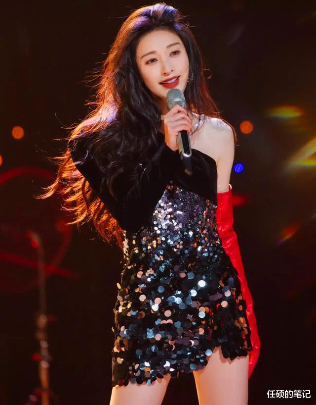 王紫璇|有一种性感，叫“腰臀比”刚刚好，再低调，这几位女明星也藏不住