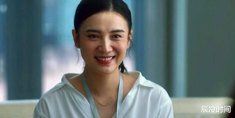 孙俪|好好的美貌“毁”在眼睛上，孙俪无效养生眼睛凸，赵丽颖眼袋鼓起