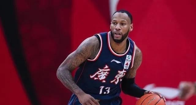 广东男篮|正式签约！周鹏首次拿到顶薪合同，效力于广东宏远18年