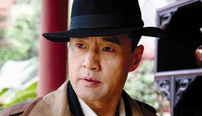 于荣光|“演员”于荣光:身价过亿对丑妻不离不弃,用一招让父亲多活7年